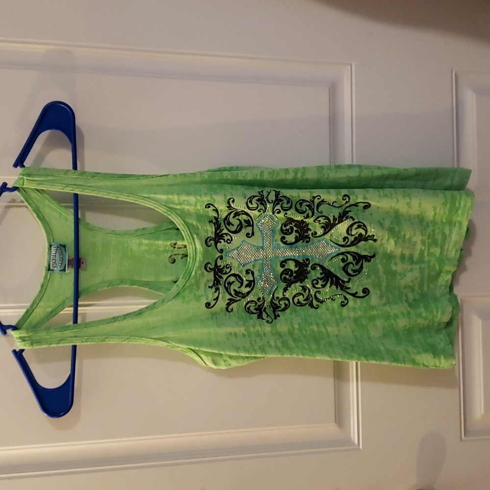 3/$10 Cowgirl Hardware Lime Tank w/Cross & Studs. Sz M